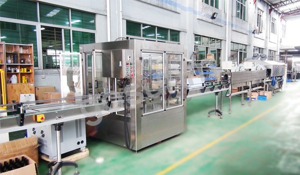 果酒灌裝線(xiàn)