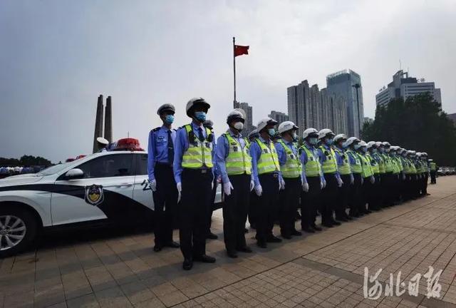 1655279735672877.jpeg 警察.jpeg